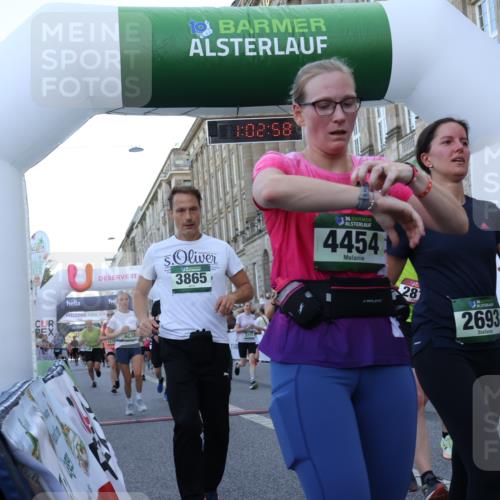 07.09.2025 - BARMER Alsterlauf Strokosch-Dieckow http://msf.ph/oto/8722968 07.09.2025 10:02:56 Ziel 2036, 2138, 2595, 2693, 2811, 3082, 3111, 3113, 3210, 3235, 3253, 3865, 3967, 4038, 4163, 4329, 4411, 4454, 4476, 4493, 4494, 4982, 5259, 5328, 5454, 5482, 5540, 5626, 5636, 5672, 5699, 5794, 5928, 6147, 8420 meine-sportfotos.de