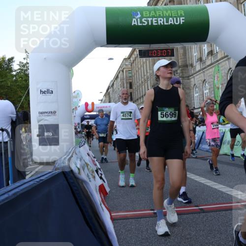 07.09.2025 - BARMER Alsterlauf Strokosch-Dieckow http://msf.ph/oto/8722987 07.09.2025 10:03:06 Ziel 2444, 2518, 2539, 2880, 3253, 3682, 3683, 3888, 4085, 4329, 4574, 4668, 4735, 5022, 5221, 5328, 5580, 5590, 5626, 5636, 5699, 5809, 5927, 5928, 6032, 6164, 8029, 8036, 8406, 8416 meine-sportfotos.de