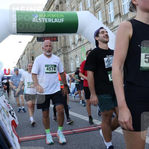 07.09.2025 - BARMER Alsterlauf Strokosch-Dieckow http://msf.ph/oto/8722989 07.09.2025 10:03:07 Ziel 2444, 2518, 2539, 2880, 3682, 3683, 3888, 4085, 4574, 4668, 4735, 5022, 5221, 5328, 5580, 5590, 5626, 5636, 5656, 5699, 5809, 5927, 6032, 6164, 8029, 8036, 8406, 8416 meine-sportfotos.de