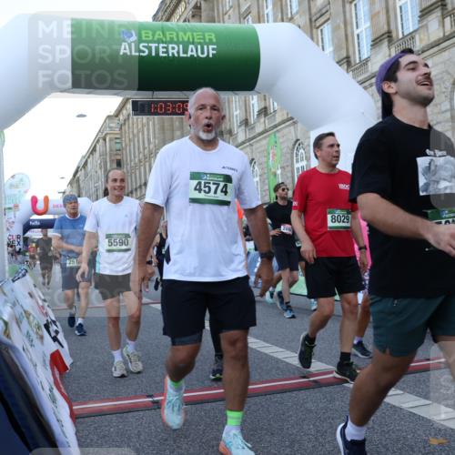 07.09.2025 - BARMER Alsterlauf Strokosch-Dieckow http://msf.ph/oto/8722990 07.09.2025 10:03:08 Ziel 2444, 2518, 2539, 2880, 3522, 3682, 3683, 3888, 4085, 4574, 4668, 4735, 5022, 5221, 5328, 5580, 5590, 5636, 5656, 5809, 5927, 6032, 6164, 8029, 8036, 8252, 8406, 8416 meine-sportfotos.de