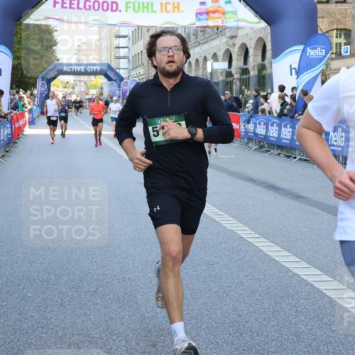 07.09.2025 - BARMER Alsterlauf Strokosch-Dieckow http://msf.ph/oto/8722994 07.09.2025 09:53:01 Ziel 2028, 2032, 2173, 2229, 2365, 2369, 2454, 2896, 3421, 3589, 3657, 3705, 4078, 4339, 4460, 4504, 4578, 4834, 4889, 5002, 5164, 5165, 5218, 5603, 5654, 5686, 5701, 5742, 5968, 6010, 6333, 8231, 8302 meine-sportfotos.de