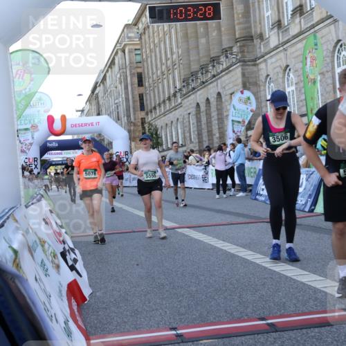 07.09.2025 - BARMER Alsterlauf Strokosch-Dieckow http://msf.ph/oto/8723032 07.09.2025 10:03:26 Ziel 2294, 2298, 2334, 2393, 3225, 3433, 3506, 3773, 4172, 5078, 5151, 5555, 5665, 5999 meine-sportfotos.de