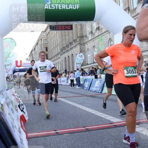 07.09.2025 - BARMER Alsterlauf Strokosch-Dieckow http://msf.ph/oto/8723061 07.09.2025 10:03:38 Ziel 2020, 2294, 2482, 2542, 2947, 3053, 3708, 4093, 4096, 4276, 4278, 4643, 4812, 4960, 5427, 5522, 5781, 5804, 5845, 6207, 8271, 8349, 8452 meine-sportfotos.de