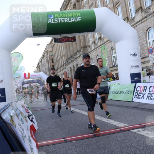 07.09.2025 - BARMER Alsterlauf Strokosch-Dieckow http://msf.ph/oto/8723069 07.09.2025 10:03:41 Ziel 2020, 2039, 2482, 2542, 2947, 3229, 3708, 4093, 4096, 4180, 4276, 4278, 4643, 4812, 4960, 4973, 5427, 5522, 5781, 5804, 5845, 6207, 8271, 8349, 8452 meine-sportfotos.de