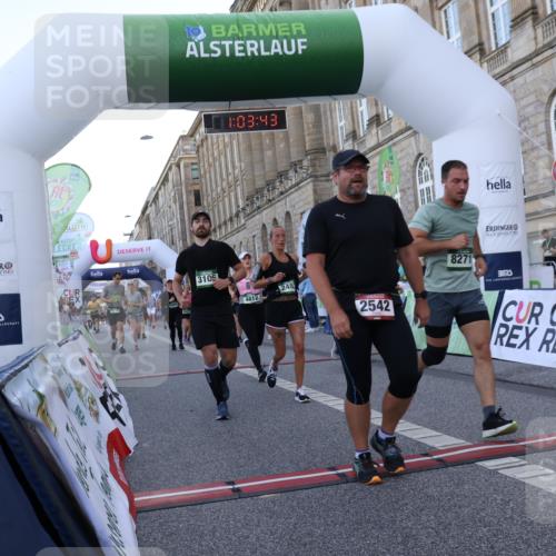 07.09.2025 - BARMER Alsterlauf Strokosch-Dieckow http://msf.ph/oto/8723070 07.09.2025 10:03:42 Ziel 2020, 2039, 2248, 2482, 2542, 2947, 3137, 3229, 3708, 4093, 4096, 4180, 4191, 4276, 4278, 4643, 4812, 4960, 4973, 5007, 5427, 5522, 5781, 5804, 6207, 8271, 8349, 8452 meine-sportfotos.de