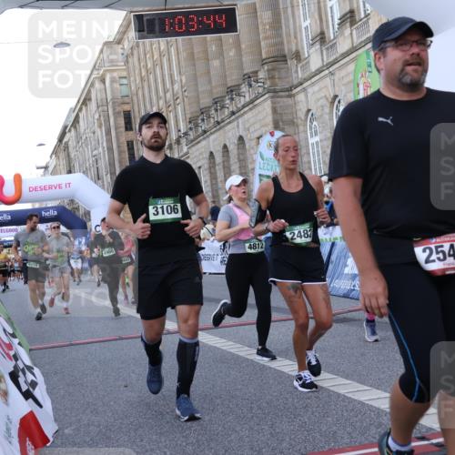 07.09.2025 - BARMER Alsterlauf Strokosch-Dieckow http://msf.ph/oto/8723072 07.09.2025 10:03:42 Ziel 2020, 2039, 2248, 2482, 2542, 2947, 3137, 3229, 3708, 4093, 4096, 4180, 4191, 4276, 4278, 4643, 4812, 4960, 4973, 5007, 5427, 5522, 5781, 5804, 6207, 8271, 8349, 8452 meine-sportfotos.de