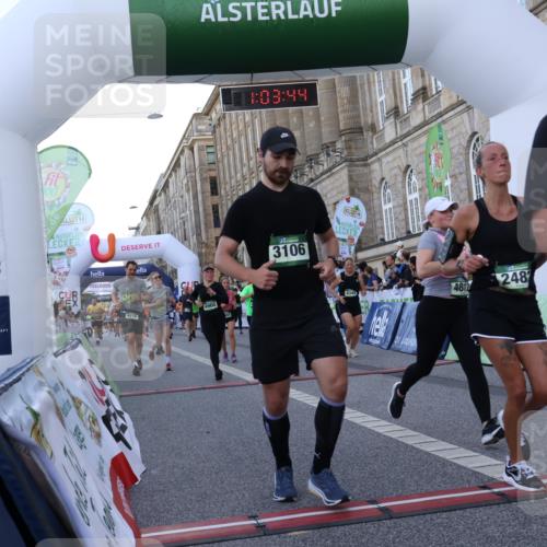 07.09.2025 - BARMER Alsterlauf Strokosch-Dieckow http://msf.ph/oto/8723074 07.09.2025 10:03:43 Ziel 2020, 2039, 2248, 2304, 2482, 2542, 2814, 2818, 2947, 3137, 3229, 3237, 3238, 3240, 3708, 4093, 4096, 4180, 4191, 4276, 4278, 4643, 4669, 4812, 4960, 4973, 5007, 5427, 5522, 8271, 8349, 8452 meine-sportfotos.de