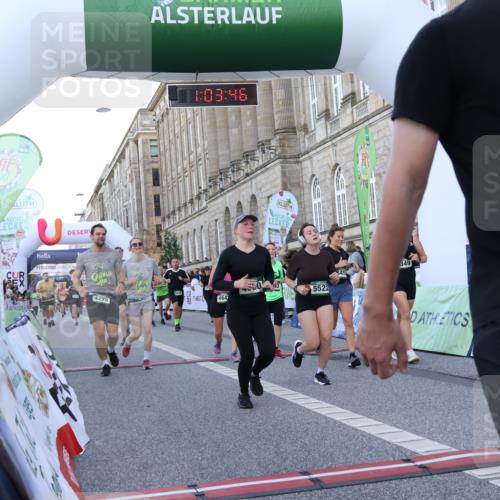 07.09.2025 - BARMER Alsterlauf Strokosch-Dieckow http://msf.ph/oto/8723079 07.09.2025 10:03:44 Ziel 2039, 2248, 2304, 2482, 2814, 2818, 2947, 3137, 3229, 3237, 3238, 3240, 4093, 4096, 4180, 4191, 4276, 4278, 4643, 4669, 4812, 4960, 4973, 5007, 5522, 8271, 8349, 8452 meine-sportfotos.de