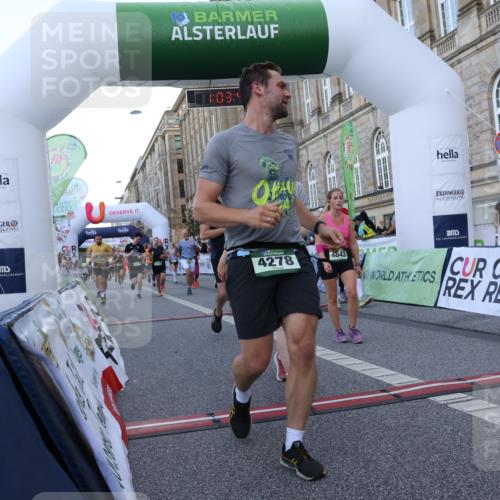 07.09.2025 - BARMER Alsterlauf Strokosch-Dieckow http://msf.ph/oto/8723089 07.09.2025 10:03:47 Ziel 2039, 2248, 2304, 2814, 2818, 2947, 3137, 3229, 3237, 3238, 3240, 4093, 4096, 4180, 4191, 4276, 4278, 4301, 4643, 4669, 4812, 4960, 4973, 5007, 5483, 5485, 5522, 5531, 8349, 8452 meine-sportfotos.de
