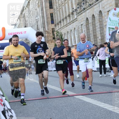 07.09.2025 - BARMER Alsterlauf Strokosch-Dieckow http://msf.ph/oto/8723093 07.09.2025 10:03:49 Ziel 2039, 2248, 2304, 2814, 2818, 3137, 3229, 3237, 3238, 3240, 4093, 4180, 4191, 4276, 4278, 4292, 4301, 4643, 4669, 4960, 4973, 5007, 5039, 5483, 5485, 5522, 5531, 5733, 8349, 8386, 8452 meine-sportfotos.de