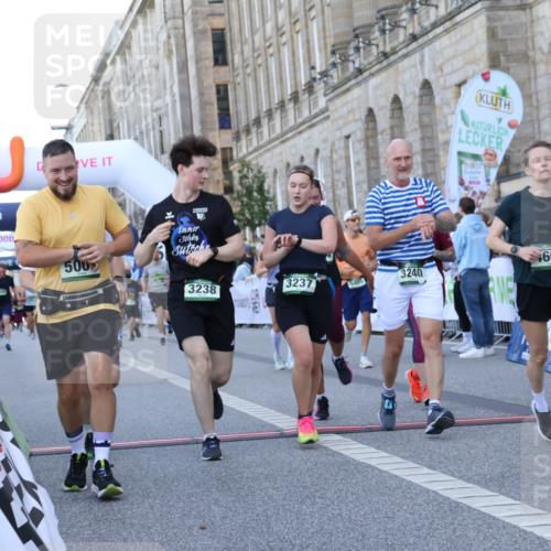 07.09.2025 - BARMER Alsterlauf Strokosch-Dieckow http://msf.ph/oto/8723094 07.09.2025 10:03:50 Ziel 2039, 2248, 2304, 2814, 2818, 3137, 3229, 3237, 3238, 3240, 4093, 4180, 4191, 4276, 4278, 4292, 4301, 4643, 4669, 4973, 5007, 5039, 5483, 5485, 5531, 5554, 5733, 6041, 8386 meine-sportfotos.de