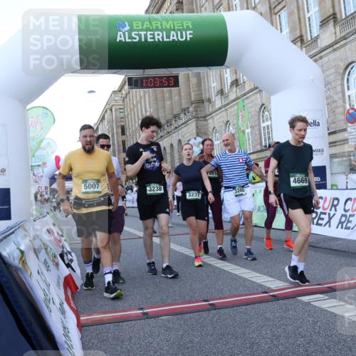 07.09.2025 - BARMER Alsterlauf Strokosch-Dieckow http://msf.ph/oto/8723100 07.09.2025 10:03:51 Ziel 2039, 2248, 2304, 2814, 2818, 3137, 3229, 3237, 3238, 3240, 4180, 4191, 4292, 4301, 4669, 4973, 5007, 5039, 5483, 5485, 5531, 5554, 5733, 5856, 6041, 6280, 8386 meine-sportfotos.de