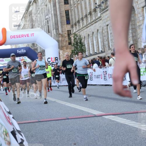 07.09.2025 - BARMER Alsterlauf Strokosch-Dieckow http://msf.ph/oto/8723110 07.09.2025 10:03:59 Ziel 2061, 2506, 3104, 3941, 3978, 4292, 4451, 5039, 5554, 5733, 5736, 5771, 5856, 6041, 6280, 8160, 8177, 8386 meine-sportfotos.de