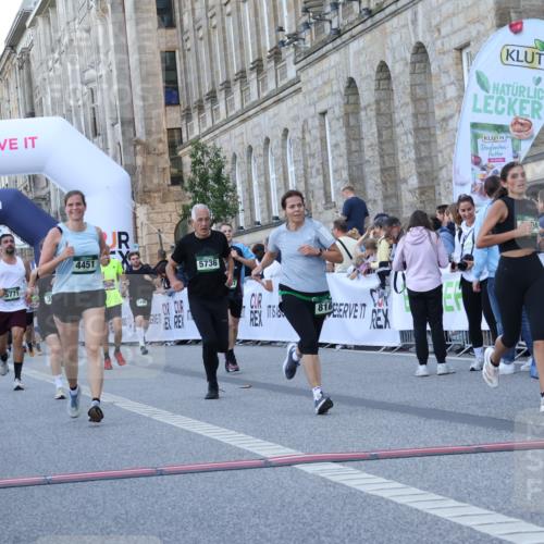 07.09.2025 - BARMER Alsterlauf Strokosch-Dieckow http://msf.ph/oto/8723112 07.09.2025 10:03:59 Ziel 2061, 2506, 3104, 3941, 3978, 4292, 4451, 5039, 5554, 5733, 5736, 5771, 5856, 6041, 6280, 8160, 8177, 8386 meine-sportfotos.de