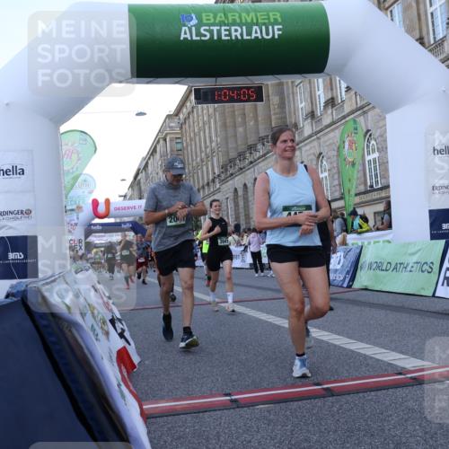 07.09.2025 - BARMER Alsterlauf Strokosch-Dieckow http://msf.ph/oto/8723122 07.09.2025 10:04:03 Ziel 2061, 2092, 2370, 2371, 2455, 2459, 2506, 3073, 3095, 3104, 3941, 3978, 4451, 5695, 5736, 5771, 5856, 6280, 8160, 8172, 8177, 8216 meine-sportfotos.de