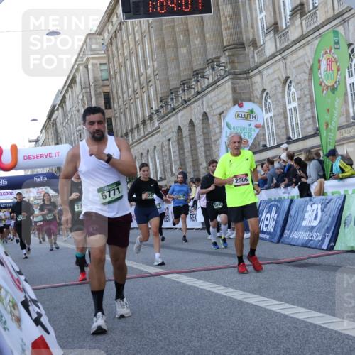 07.09.2025 - BARMER Alsterlauf Strokosch-Dieckow http://msf.ph/oto/8723128 07.09.2025 10:04:05 Ziel 2061, 2092, 2306, 2326, 2370, 2371, 2455, 2459, 2506, 3073, 3095, 3104, 3233, 3288, 3941, 3962, 3978, 4117, 4451, 5320, 5695, 5736, 5771, 8160, 8172, 8177, 8216 meine-sportfotos.de