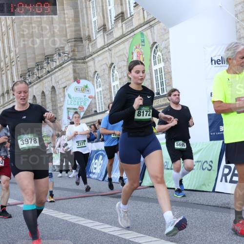 07.09.2025 - BARMER Alsterlauf Strokosch-Dieckow http://msf.ph/oto/8723134 07.09.2025 10:04:07 Ziel 2061, 2092, 2306, 2326, 2370, 2371, 2455, 2459, 2506, 3073, 3095, 3233, 3288, 3809, 3832, 3941, 3962, 3978, 4117, 4451, 4662, 5225, 5320, 5695, 5736, 5771, 5800, 8172, 8177, 8216 meine-sportfotos.de