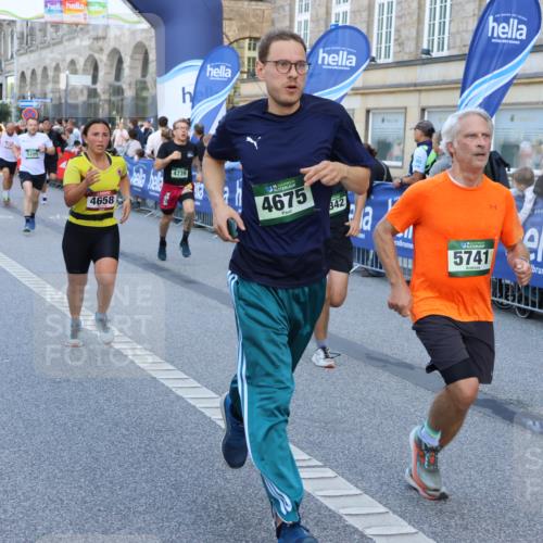 07.09.2025 - BARMER Alsterlauf Strokosch-Dieckow http://msf.ph/oto/8723136 07.09.2025 09:52:51 Ziel 2173, 2454, 2501, 2896, 3657, 4078, 4460, 4504, 4799, 4889, 5002, 5015, 5164, 5165, 5654, 5701, 5742, 5908, 5968, 8231, 8302 meine-sportfotos.de