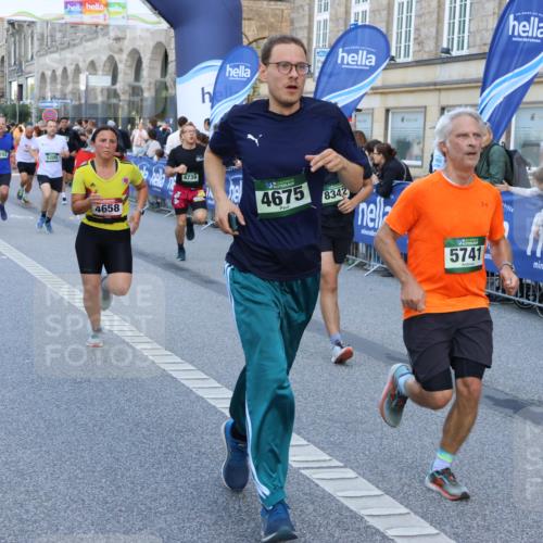 07.09.2025 - BARMER Alsterlauf Strokosch-Dieckow http://msf.ph/oto/8723139 07.09.2025 09:52:51 Ziel 2173, 2454, 2501, 2896, 3657, 4078, 4460, 4504, 4799, 4889, 5002, 5015, 5164, 5165, 5654, 5701, 5742, 5908, 5968, 8231, 8302 meine-sportfotos.de