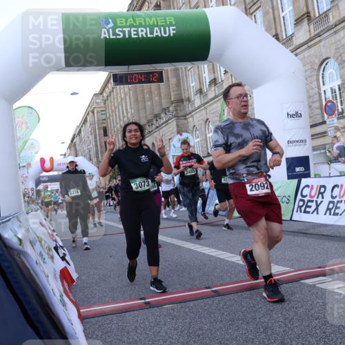 07.09.2025 - BARMER Alsterlauf Strokosch-Dieckow http://msf.ph/oto/8723145 07.09.2025 10:04:11 Ziel 2045, 2046, 2092, 2107, 2306, 2326, 2370, 2371, 2455, 2459, 2506, 3010, 3073, 3095, 3233, 3288, 3352, 3610, 3809, 3832, 3962, 3978, 4074, 4117, 4323, 4662, 4779, 4822, 4905, 5162, 5225, 5320, 5695, 5800, 6002, 6153, 6279, 8172, 8216 meine-sportfotos.de