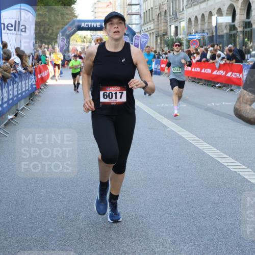 07.09.2025 - BARMER Alsterlauf Strokosch-Dieckow http://msf.ph/oto/8723176 07.09.2025 09:52:39 Ziel 2146, 2494, 2501, 2562, 2894, 4257, 4546, 4604, 4740, 4799, 4882, 5015, 5020, 5156, 5869, 5908, 6218, 6222, 8096, 8267 meine-sportfotos.de