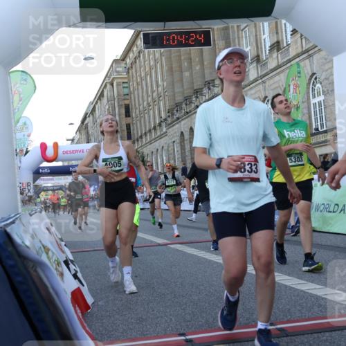 07.09.2025 - BARMER Alsterlauf Strokosch-Dieckow http://msf.ph/oto/8723177 07.09.2025 10:04:22 Ziel 2130, 2644, 2652, 2709, 3010, 3272, 3310, 3311, 3352, 3519, 3719, 4074, 4333, 4779, 4822, 4868, 4905, 5162, 5303, 5371, 5689, 5938, 6123, 6279 meine-sportfotos.de