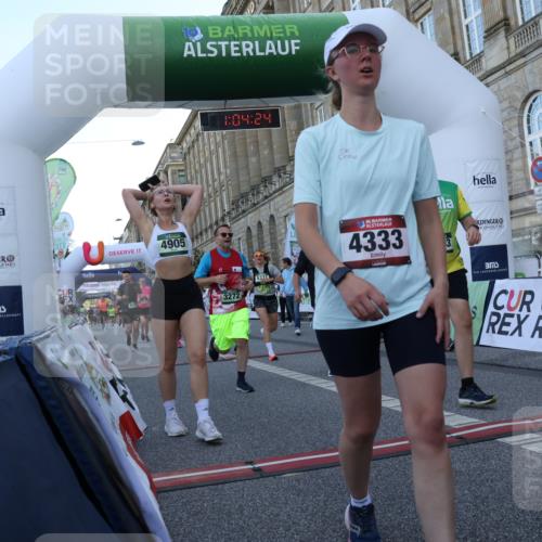 07.09.2025 - BARMER Alsterlauf Strokosch-Dieckow http://msf.ph/oto/8723180 07.09.2025 10:04:23 Ziel 2130, 2644, 2652, 2709, 3010, 3272, 3310, 3311, 3519, 3719, 3745, 3946, 4333, 4779, 4868, 4905, 5162, 5303, 5371, 5689, 5938, 6123, 8041 meine-sportfotos.de