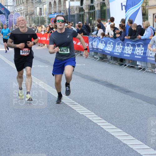 07.09.2025 - BARMER Alsterlauf Strokosch-Dieckow http://msf.ph/oto/8723202 07.09.2025 09:52:37 Ziel 2146, 2494, 2501, 2562, 2894, 3599, 4257, 4546, 4604, 4739, 4740, 4799, 4882, 5020, 5156, 5205, 5869, 5908, 6218, 6222, 8096, 8267 meine-sportfotos.de