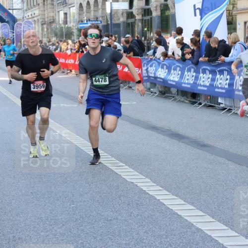 07.09.2025 - BARMER Alsterlauf Strokosch-Dieckow http://msf.ph/oto/8723205 07.09.2025 09:52:37 Ziel 2146, 2494, 2501, 2562, 2894, 3599, 4257, 4546, 4604, 4739, 4740, 4799, 4882, 5020, 5156, 5205, 5869, 5908, 6218, 6222, 8096, 8267 meine-sportfotos.de