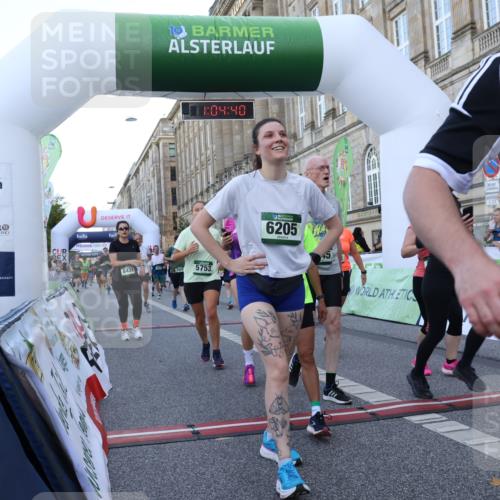 07.09.2025 - BARMER Alsterlauf Strokosch-Dieckow http://msf.ph/oto/8723207 07.09.2025 10:04:39 Ziel 2259, 2271, 2364, 2511, 2620, 2708, 2859, 2956, 2986, 3006, 3436, 3764, 3765, 3766, 4392, 4461, 5479, 5497, 5645, 5659, 5753, 5923, 5984, 6005, 6007, 6031, 8183, 8213, 8301, 8306, 8434 meine-sportfotos.de