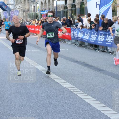 07.09.2025 - BARMER Alsterlauf Strokosch-Dieckow http://msf.ph/oto/8723212 07.09.2025 09:52:36 Ziel 2146, 2494, 2501, 2562, 2894, 3599, 4257, 4546, 4604, 4739, 4740, 4799, 4882, 5020, 5156, 5205, 5869, 5908, 6218, 6222, 8096, 8267 meine-sportfotos.de