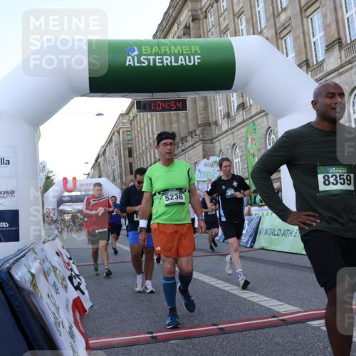07.09.2025 - BARMER Alsterlauf Strokosch-Dieckow http://msf.ph/oto/8723234 07.09.2025 10:04:52 Ziel 2103, 2112, 2118, 2477, 2600, 2700, 2701, 2833, 3027, 3281, 3420, 3423, 4697, 4766, 4876, 4877, 5111, 5112, 5236, 5618, 6115, 6259, 6296, 8027, 8166, 8179, 8180, 8288, 8359, 8443 meine-sportfotos.de
