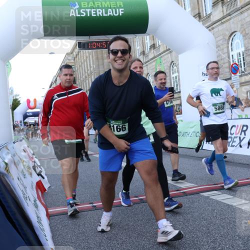 07.09.2025 - BARMER Alsterlauf Strokosch-Dieckow http://msf.ph/oto/8723244 07.09.2025 10:04:55 Ziel 2103, 2112, 2118, 2366, 2600, 2700, 2701, 2831, 2833, 3027, 3685, 3960, 4073, 4697, 4766, 4877, 5111, 5112, 5521, 5618, 5640, 6115, 6259, 8027, 8166, 8179, 8180, 8288 meine-sportfotos.de