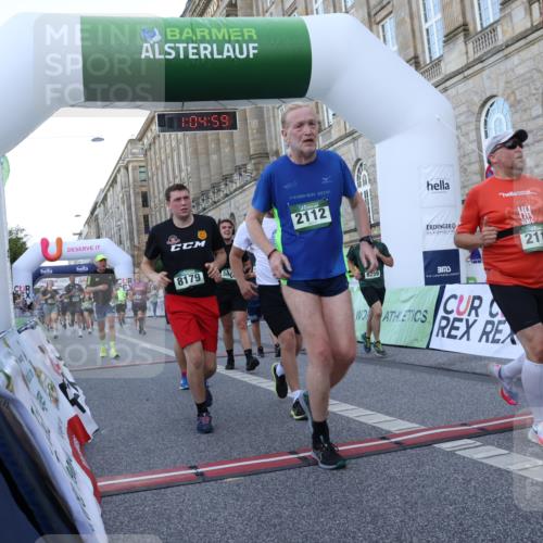 07.09.2025 - BARMER Alsterlauf Strokosch-Dieckow http://msf.ph/oto/8723248 07.09.2025 10:04:57 Ziel 2103, 2112, 2113, 2118, 2139, 2366, 2600, 2700, 2701, 2831, 2833, 2981, 3173, 3685, 3960, 4073, 4347, 4697, 4728, 4730, 4766, 5111, 5112, 5521, 5618, 5640, 5844, 6115, 6259, 8027, 8179, 8180, 8288 meine-sportfotos.de