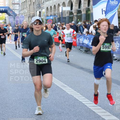 07.09.2025 - BARMER Alsterlauf Strokosch-Dieckow http://msf.ph/oto/8723256 07.09.2025 09:52:33 Ziel 2146, 2494, 2501, 2562, 2894, 3599, 4257, 4546, 4604, 4739, 4740, 4882, 5020, 5156, 5205, 5702, 5869, 6169, 6218, 6222, 8096, 8267 meine-sportfotos.de