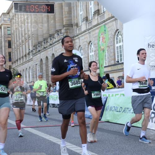 07.09.2025 - BARMER Alsterlauf Strokosch-Dieckow http://msf.ph/oto/8723259 07.09.2025 10:05:02 Ziel 2065, 2113, 2139, 2333, 2366, 2600, 2643, 2831, 2833, 2981, 3172, 3173, 3261, 3685, 3913, 3960, 4073, 4347, 4372, 4666, 4697, 4728, 4730, 4733, 4910, 5379, 5521, 5612, 5618, 5640, 5683, 5684, 5844, 6214, 6259, 6265 meine-sportfotos.de