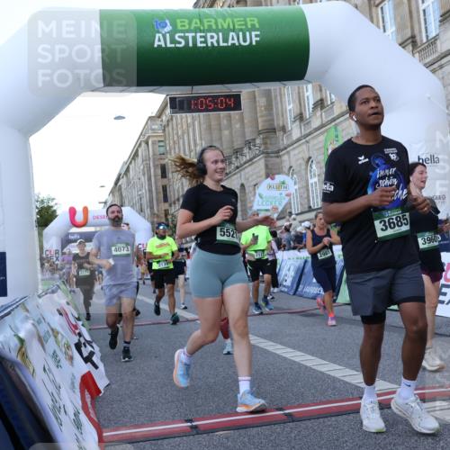 07.09.2025 - BARMER Alsterlauf Strokosch-Dieckow http://msf.ph/oto/8723262 07.09.2025 10:05:03 Ziel 2065, 2113, 2139, 2333, 2366, 2643, 2831, 2833, 2981, 3172, 3173, 3261, 3685, 3913, 3938, 3960, 4073, 4347, 4372, 4666, 4697, 4728, 4730, 4733, 4910, 5379, 5521, 5612, 5640, 5683, 5684, 5844, 6214, 6259, 6265 meine-sportfotos.de