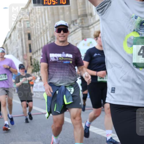 07.09.2025 - BARMER Alsterlauf Strokosch-Dieckow http://msf.ph/oto/8723276 07.09.2025 10:05:08 Ziel 2065, 2113, 2139, 2280, 2333, 2436, 2551, 2643, 2981, 3172, 3173, 3261, 3850, 3913, 3938, 4251, 4347, 4372, 4648, 4666, 4728, 4730, 4733, 4910, 5379, 5612, 5683, 5684, 5844, 6214, 6265, 6336, 8206 meine-sportfotos.de