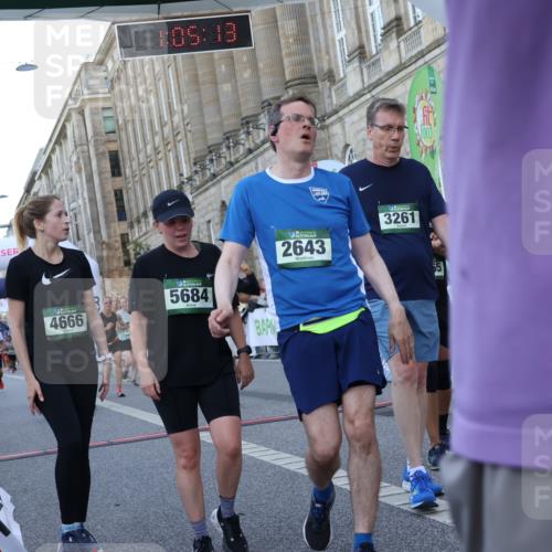 07.09.2025 - BARMER Alsterlauf Strokosch-Dieckow http://msf.ph/oto/8723285 07.09.2025 10:05:11 Ziel 2065, 2280, 2333, 2436, 2515, 2551, 2643, 2945, 3261, 3850, 3938, 3954, 4251, 4648, 4666, 4733, 4910, 5379, 5612, 5683, 5684, 6336, 8019, 8206, 8243 meine-sportfotos.de