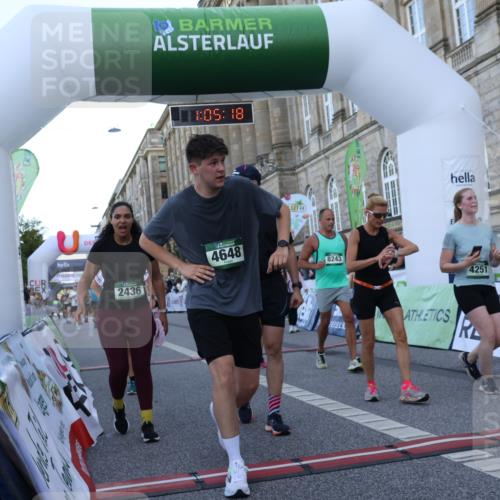 07.09.2025 - BARMER Alsterlauf Strokosch-Dieckow http://msf.ph/oto/8723297 07.09.2025 10:05:17 Ziel 2021, 2280, 2436, 2515, 2551, 2945, 3850, 3954, 4251, 4648, 4929, 5407, 5577, 5578, 6336, 8019, 8206, 8243 meine-sportfotos.de