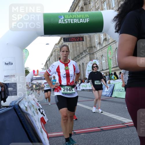 07.09.2025 - BARMER Alsterlauf Strokosch-Dieckow http://msf.ph/oto/8723305 07.09.2025 10:05:21 Ziel 2021, 2169, 2515, 2945, 3507, 3954, 4817, 4929, 5407, 5559, 5577, 5578, 5855, 5998, 6019, 8019, 8243 meine-sportfotos.de