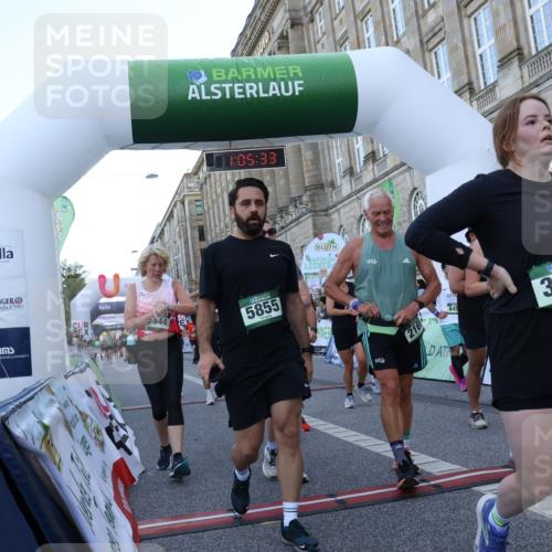07.09.2025 - BARMER Alsterlauf Strokosch-Dieckow http://msf.ph/oto/8723324 07.09.2025 10:05:31 Ziel 2120, 2169, 2682, 2975, 3245, 3507, 3624, 3815, 3822, 4513, 4517, 4717, 4817, 4932, 5137, 5408, 5559, 5815, 5855, 5998, 6019, 6022, 6117, 8444, 8457 meine-sportfotos.de