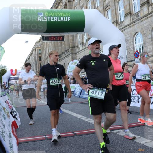 07.09.2025 - BARMER Alsterlauf Strokosch-Dieckow http://msf.ph/oto/8723334 07.09.2025 10:05:37 Ziel 2120, 2504, 2682, 2975, 3187, 3527, 3594, 3671, 3815, 3870, 4035, 4440, 4513, 4517, 4717, 4932, 5137, 5299, 5408, 5719, 6022 meine-sportfotos.de