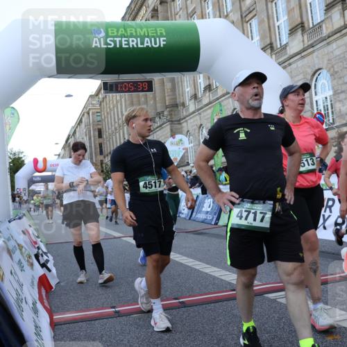 07.09.2025 - BARMER Alsterlauf Strokosch-Dieckow http://msf.ph/oto/8723336 07.09.2025 10:05:37 Ziel 2120, 2504, 2682, 2975, 3187, 3527, 3594, 3671, 3815, 3870, 4035, 4440, 4513, 4517, 4717, 4932, 5137, 5299, 5408, 5719, 6022 meine-sportfotos.de