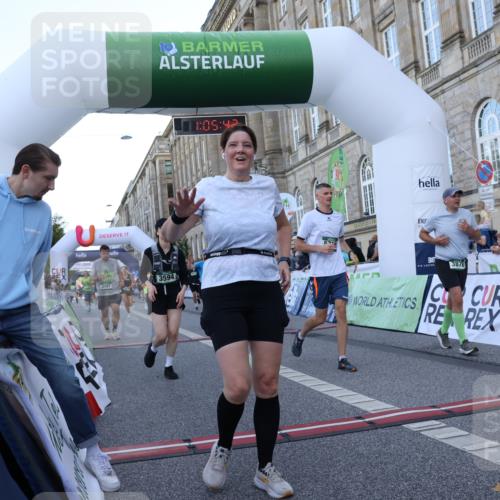 07.09.2025 - BARMER Alsterlauf Strokosch-Dieckow http://msf.ph/oto/8723340 07.09.2025 10:05:40 Ziel 2359, 2504, 2682, 2753, 2768, 3187, 3527, 3594, 3671, 3870, 4035, 4440, 4642, 4932, 5137, 5299, 5408, 5719, 5937, 6022, 6213 meine-sportfotos.de