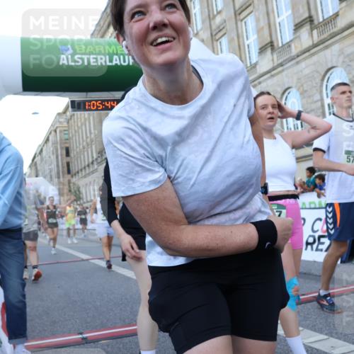 07.09.2025 - BARMER Alsterlauf Strokosch-Dieckow http://msf.ph/oto/8723346 07.09.2025 10:05:42 Ziel 2030, 2359, 2504, 2753, 2768, 3114, 3187, 3527, 3594, 3671, 3870, 4035, 4440, 4642, 4923, 4932, 5299, 5719, 5937, 6213 meine-sportfotos.de