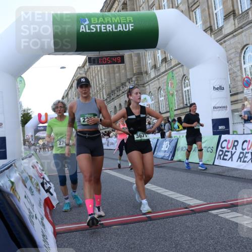 07.09.2025 - BARMER Alsterlauf Strokosch-Dieckow http://msf.ph/oto/8723356 07.09.2025 10:05:47 Ziel 2018, 2030, 2359, 2753, 2768, 2884, 3114, 3671, 4035, 4174, 4440, 4642, 4923, 5346, 5670, 5937, 6213, 8056, 8346 meine-sportfotos.de