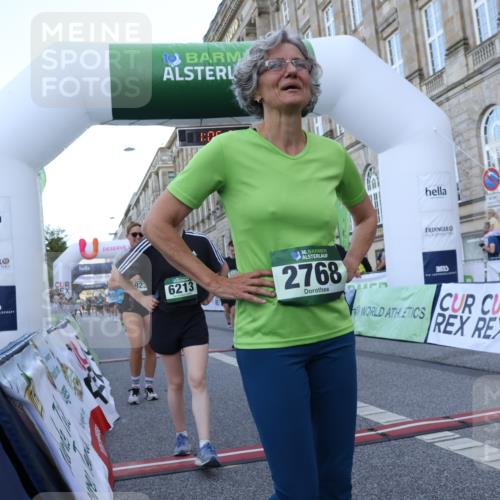 07.09.2025 - BARMER Alsterlauf Strokosch-Dieckow http://msf.ph/oto/8723362 07.09.2025 10:05:50 Ziel 2018, 2030, 2359, 2753, 2768, 2884, 3114, 4174, 4642, 4775, 4923, 5207, 5346, 5670, 5937, 6213, 8056, 8346, 8453, 8467 meine-sportfotos.de