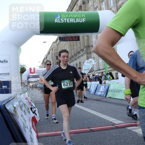 07.09.2025 - BARMER Alsterlauf Strokosch-Dieckow http://msf.ph/oto/8723363 07.09.2025 10:05:50 Ziel 2018, 2030, 2359, 2753, 2768, 2884, 3114, 4174, 4642, 4775, 4923, 5207, 5346, 5670, 5937, 6213, 8056, 8346, 8453, 8467 meine-sportfotos.de