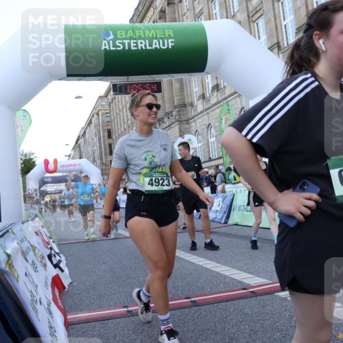 07.09.2025 - BARMER Alsterlauf Strokosch-Dieckow http://msf.ph/oto/8723366 07.09.2025 10:05:52 Ziel 2018, 2030, 2753, 2884, 3114, 3801, 4174, 4775, 4923, 5207, 5346, 5473, 5670, 5937, 6148, 8056, 8346, 8384, 8453, 8467 meine-sportfotos.de